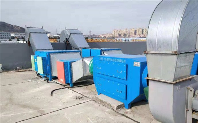 青岛某机电有限公司活性炭净化设备安装完工